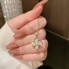 TwirlBloom™ Rotating Flower Necklace – A Stunning, Elegant Must-Have